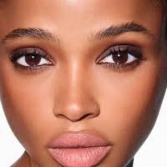 Fenty Motha Luva Lipstick (pale nude pink) - Picture 5 of 10